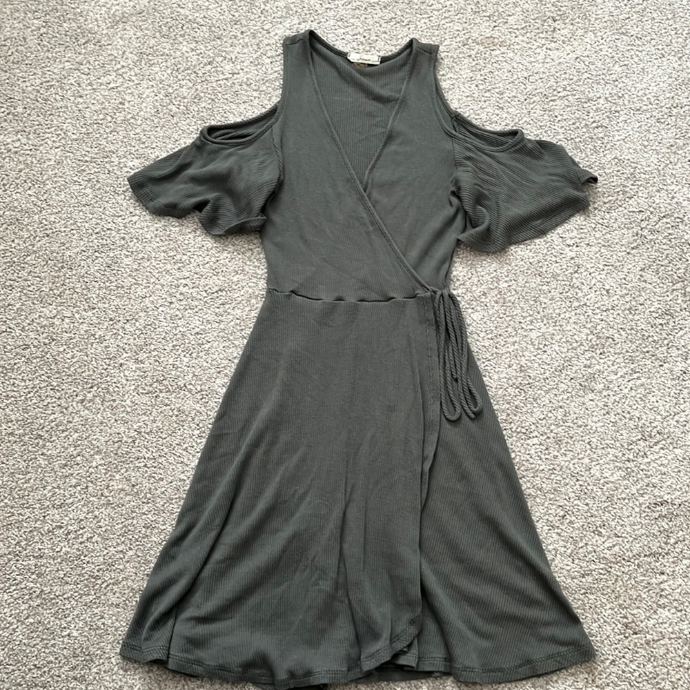 Off the Shoulder Flowy Dress